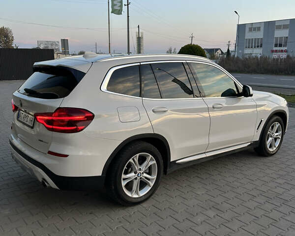Белый БМВ Х3, объемом двигателя 2 л и пробегом 174 тыс. км за 24450 $, фото 5 на Automoto.ua