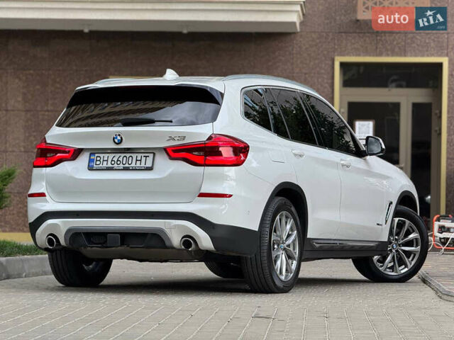 Білий БМВ Х3, об'ємом двигуна 2 л та пробігом 99 тис. км за 29000 $, фото 11 на Automoto.ua