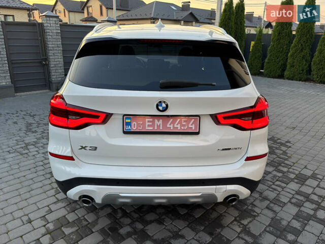 Белый БМВ Х3, объемом двигателя 2 л и пробегом 79 тыс. км за 26700 $, фото 9 на Automoto.ua