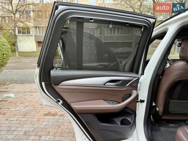 Белый БМВ Х3, объемом двигателя 2 л и пробегом 109 тыс. км за 31900 $, фото 52 на Automoto.ua