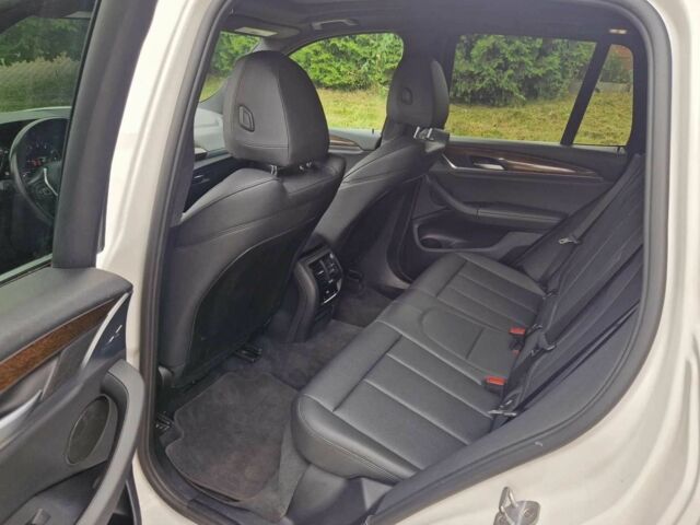 Белый БМВ Х3, объемом двигателя 2 л и пробегом 86 тыс. км за 16000 $, фото 15 на Automoto.ua