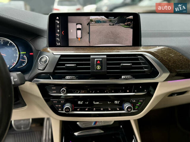 Білий БМВ Х3, об'ємом двигуна 3 л та пробігом 110 тис. км за 36900 $, фото 30 на Automoto.ua