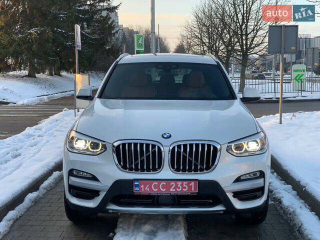 Белый БМВ Х3, объемом двигателя 2 л и пробегом 154 тыс. км за 26700 $, фото 3 на Automoto.ua