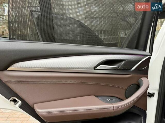 Белый БМВ Х3, объемом двигателя 2 л и пробегом 109 тыс. км за 31900 $, фото 53 на Automoto.ua