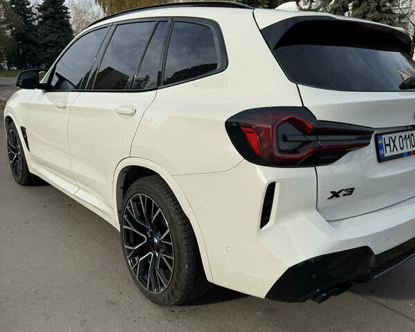 Белый БМВ Х3, объемом двигателя 2 л и пробегом 105 тыс. км за 32500 $, фото 3 на Automoto.ua