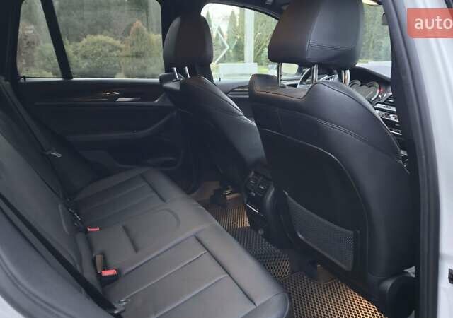 Белый БМВ Х3, объемом двигателя 2 л и пробегом 206 тыс. км за 20900 $, фото 22 на Automoto.ua