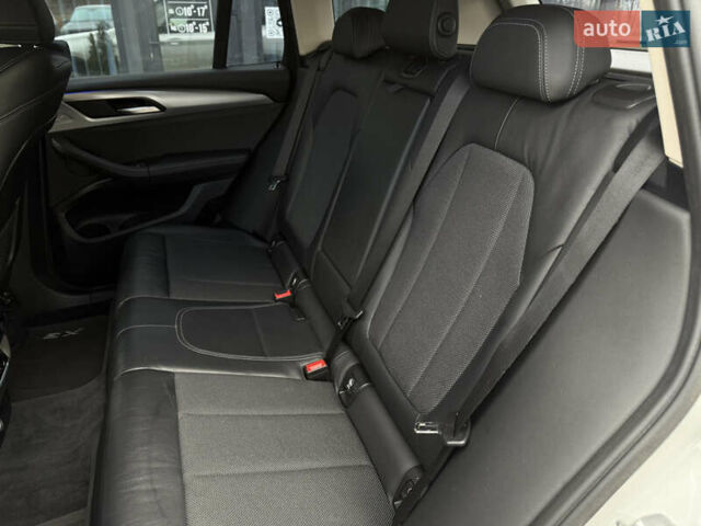 Белый БМВ Х3, объемом двигателя 2 л и пробегом 170 тыс. км за 24500 $, фото 21 на Automoto.ua