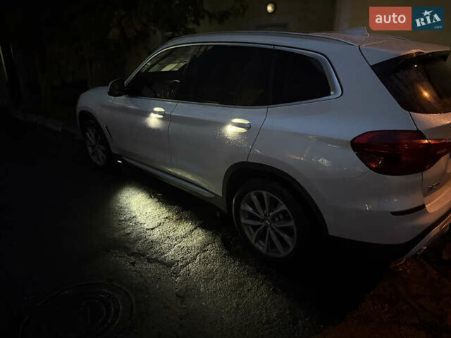 Белый БМВ Х3, объемом двигателя 2 л и пробегом 87 тыс. км за 31500 $, фото 27 на Automoto.ua