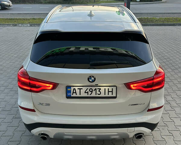 Белый БМВ Х3, объемом двигателя 2 л и пробегом 174 тыс. км за 24450 $, фото 9 на Automoto.ua