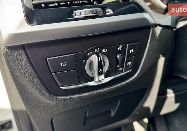 Білий БМВ Х3, об'ємом двигуна 2 л та пробігом 81 тис. км за 28700 $, фото 23 на Automoto.ua