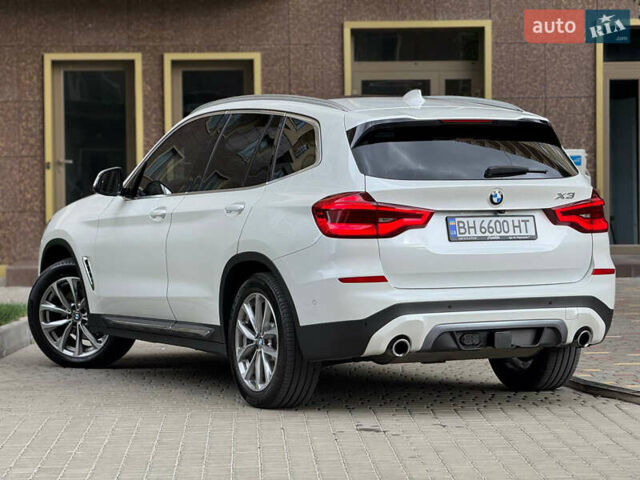 Білий БМВ Х3, об'ємом двигуна 2 л та пробігом 99 тис. км за 29000 $, фото 12 на Automoto.ua