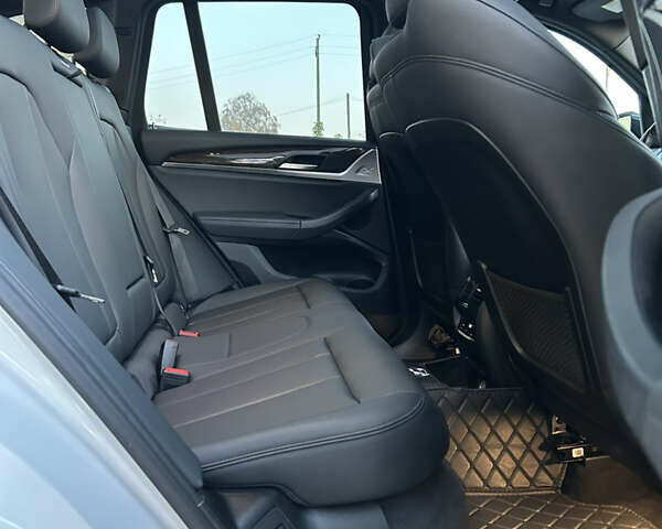 Белый БМВ Х3, объемом двигателя 2 л и пробегом 174 тыс. км за 24450 $, фото 21 на Automoto.ua