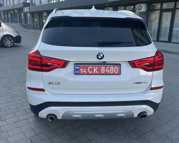 Білий БМВ Х3, об'ємом двигуна 2 л та пробігом 62 тис. км за 24300 $, фото 9 на Automoto.ua