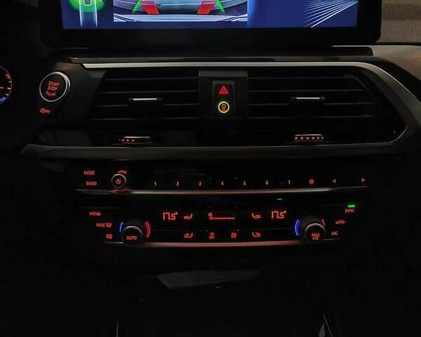 Білий БМВ Х3, об'ємом двигуна 2 л та пробігом 140 тис. км за 23800 $, фото 11 на Automoto.ua