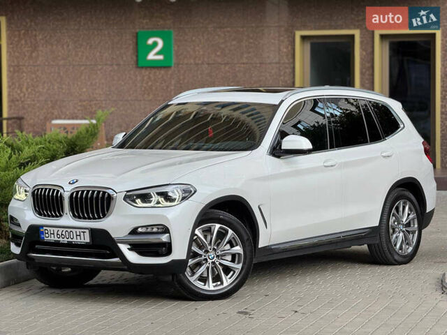 Білий БМВ Х3, об'ємом двигуна 2 л та пробігом 99 тис. км за 29000 $, фото 2 на Automoto.ua