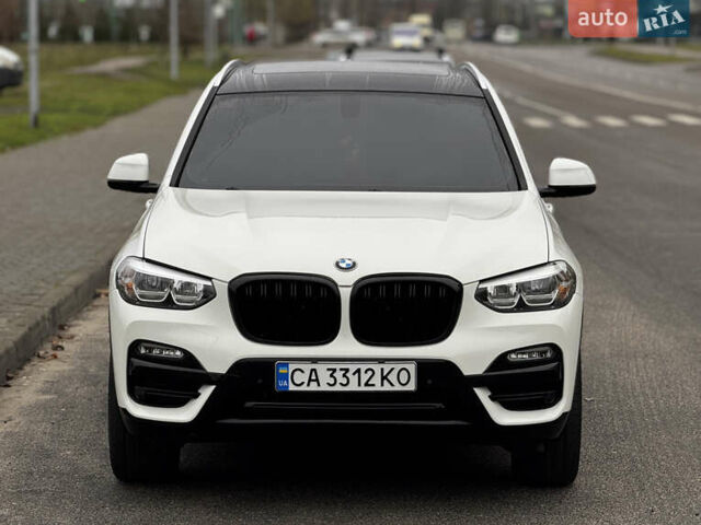Белый БМВ Х3, объемом двигателя 2 л и пробегом 148 тыс. км за 25999 $, фото 2 на Automoto.ua