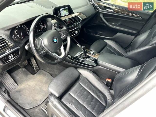 Белый БМВ Х3, объемом двигателя 2 л и пробегом 127 тыс. км за 25499 $, фото 34 на Automoto.ua