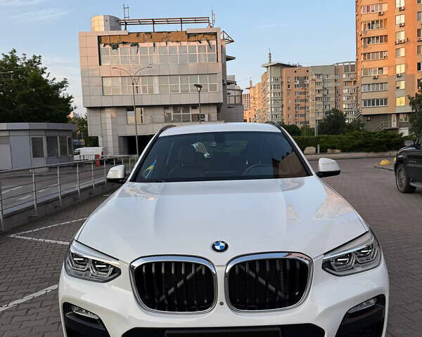 Белый БМВ Х3, объемом двигателя 2 л и пробегом 95 тыс. км за 35499 $, фото 1 на Automoto.ua