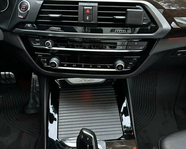 Белый БМВ Х3, объемом двигателя 2 л и пробегом 104 тыс. км за 29000 $, фото 16 на Automoto.ua