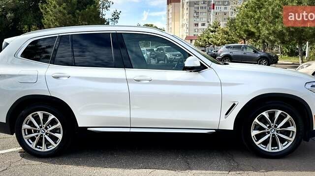 Білий БМВ Х3, об'ємом двигуна 2 л та пробігом 81 тис. км за 28700 $, фото 4 на Automoto.ua
