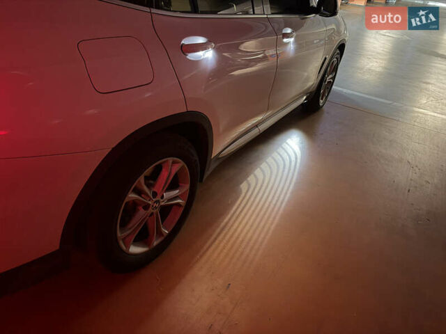 Белый БМВ Х3, объемом двигателя 2 л и пробегом 58 тыс. км за 33500 $, фото 50 на Automoto.ua