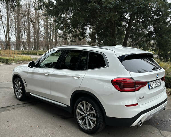Белый БМВ Х3, объемом двигателя 2 л и пробегом 104 тыс. км за 29000 $, фото 3 на Automoto.ua