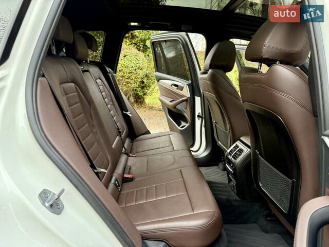 Белый БМВ Х3, объемом двигателя 2 л и пробегом 109 тыс. км за 31900 $, фото 47 на Automoto.ua