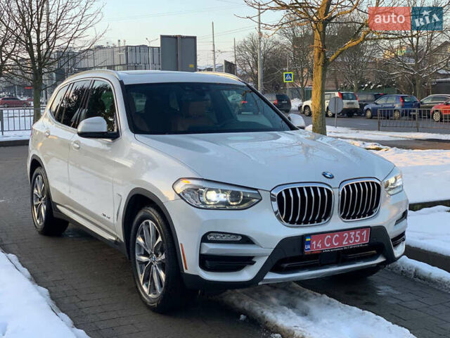 Белый БМВ Х3, объемом двигателя 2 л и пробегом 154 тыс. км за 26700 $, фото 5 на Automoto.ua