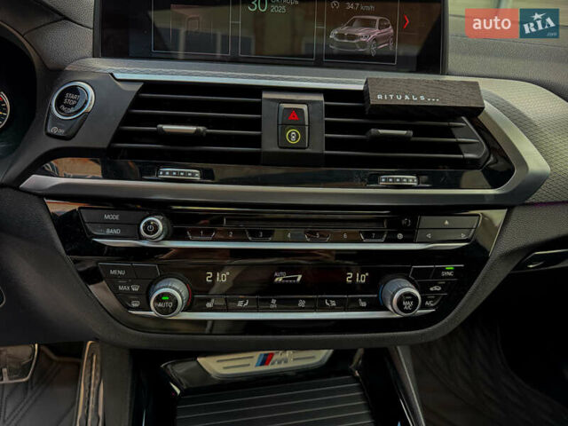 Белый БМВ Х3, объемом двигателя 3 л и пробегом 147 тыс. км за 33500 $, фото 59 на Automoto.ua