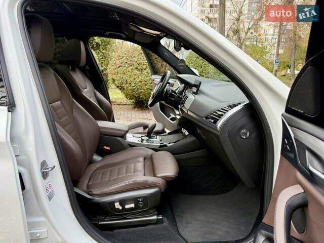 Белый БМВ Х3, объемом двигателя 2 л и пробегом 109 тыс. км за 31900 $, фото 60 на Automoto.ua