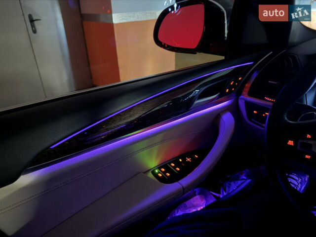 Белый БМВ Х3, объемом двигателя 2 л и пробегом 58 тыс. км за 33500 $, фото 47 на Automoto.ua