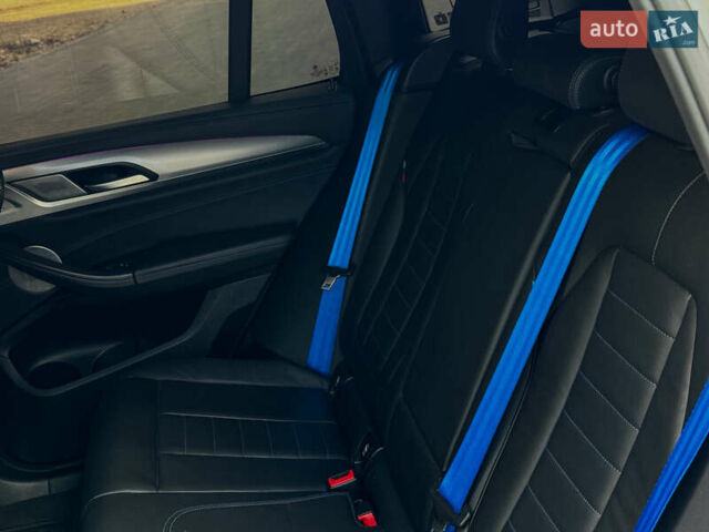 Белый БМВ Х3, объемом двигателя 3 л и пробегом 147 тыс. км за 33500 $, фото 37 на Automoto.ua