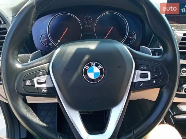 Белый БМВ Х3, объемом двигателя 2 л и пробегом 179 тыс. км за 33500 $, фото 7 на Automoto.ua