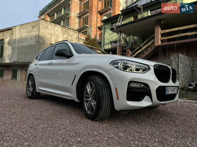 Белый БМВ Х3, объемом двигателя 3 л и пробегом 176 тыс. км за 33500 $, фото 4 на Automoto.ua