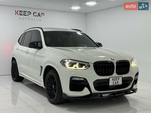 Белый БМВ Х3, объемом двигателя 3 л и пробегом 115 тыс. км за 37000 $, фото 5 на Automoto.ua