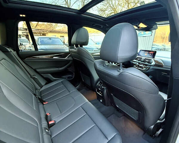 Белый БМВ Х3, объемом двигателя 2 л и пробегом 92 тыс. км за 26500 $, фото 17 на Automoto.ua