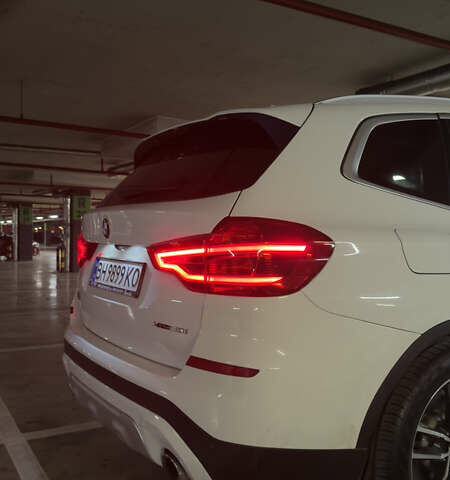 Белый БМВ Х3, объемом двигателя 2 л и пробегом 92 тыс. км за 26500 $, фото 4 на Automoto.ua