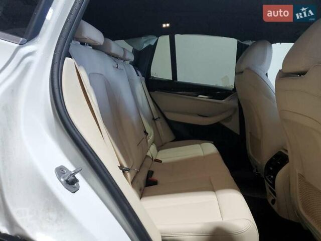 БМВ Х3 2018 в Черновцах на Automoto.ua Белый БМВ Х3, объемом двигателя 2 л и пробегом 35 тыс. км за 25500 $, фото 8 на Automoto.ua