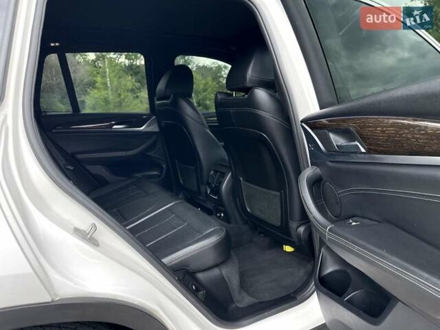 Белый БМВ Х3, объемом двигателя 2 л и пробегом 127 тыс. км за 25499 $, фото 4 на Automoto.ua