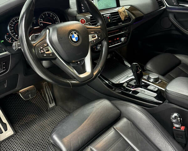 Белый БМВ Х3, объемом двигателя 3 л и пробегом 115 тыс. км за 37000 $, фото 15 на Automoto.ua