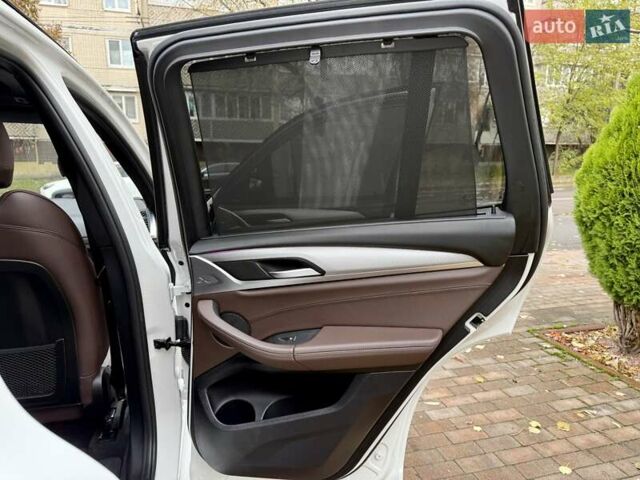 Белый БМВ Х3, объемом двигателя 2 л и пробегом 109 тыс. км за 31900 $, фото 44 на Automoto.ua