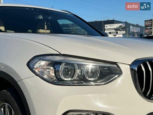 Белый БМВ Х3, объемом двигателя 2 л и пробегом 173 тыс. км за 28690 $, фото 11 на Automoto.ua