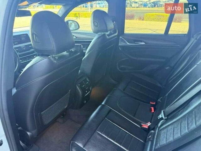 Белый БМВ Х3, объемом двигателя 2 л и пробегом 56 тыс. км за 7500 $, фото 8 на Automoto.ua