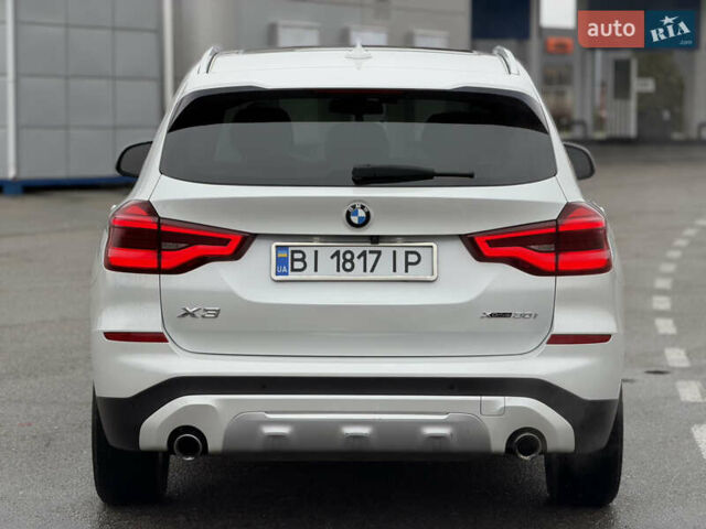 Белый БМВ Х3, объемом двигателя 2 л и пробегом 58 тыс. км за 33500 $, фото 3 на Automoto.ua