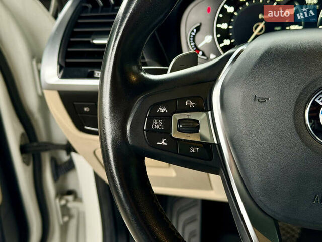 Белый БМВ Х3, объемом двигателя 2 л и пробегом 80 тыс. км за 26400 $, фото 24 на Automoto.ua