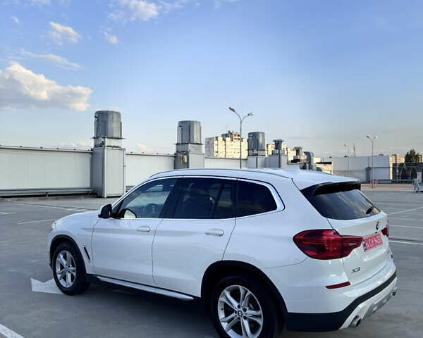 Белый БМВ Х3, объемом двигателя 2 л и пробегом 143 тыс. км за 25300 $, фото 6 на Automoto.ua