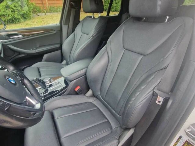 Белый БМВ Х3, объемом двигателя 2 л и пробегом 86 тыс. км за 16000 $, фото 19 на Automoto.ua