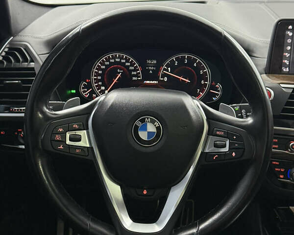 Белый БМВ Х3, объемом двигателя 3 л и пробегом 115 тыс. км за 37000 $, фото 25 на Automoto.ua