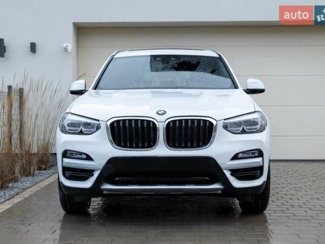 Білий БМВ Х3, об'ємом двигуна 2 л та пробігом 140 тис. км за 23800 $, фото 1 на Automoto.ua