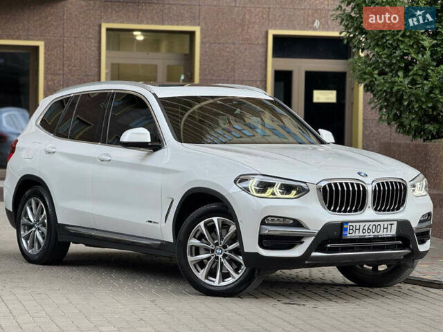 Білий БМВ Х3, об'ємом двигуна 2 л та пробігом 99 тис. км за 29000 $, фото 6 на Automoto.ua